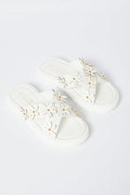 Load image into Gallery viewer, صندل مفتوح باللون الأبيض للبنات الكبار
