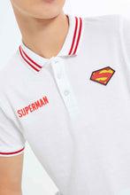 Load image into Gallery viewer, قميص بولو بطبعة سوبرمان باللون الأبيض للأولاد الكبار
